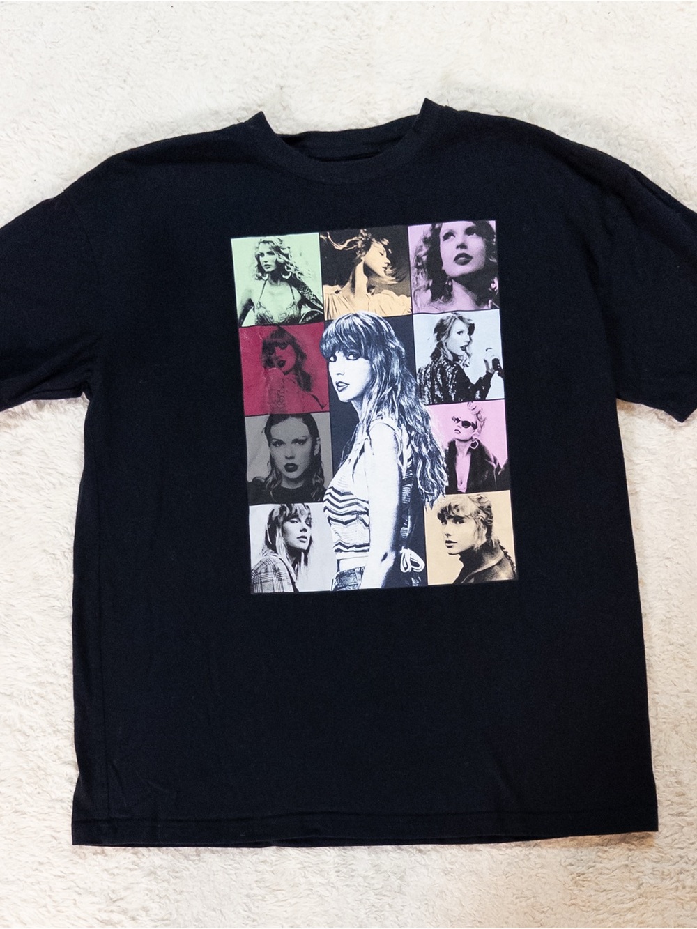 Official Taylor Swift The Eras Tour Black T-Shirt Size Small - Picture 7 of 9